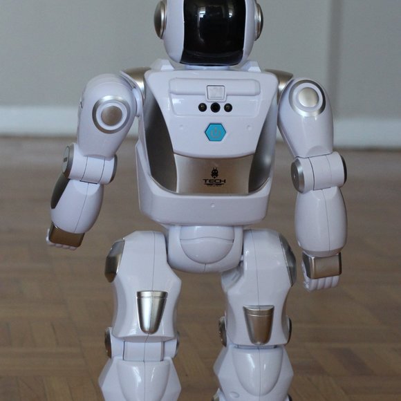 programmable dancing robot - Picture 7 of 7